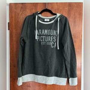 Gray‎ Paramount pictures hooded sweater